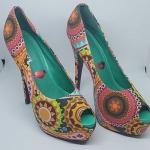 MARI- BROWN Platform Stilettos